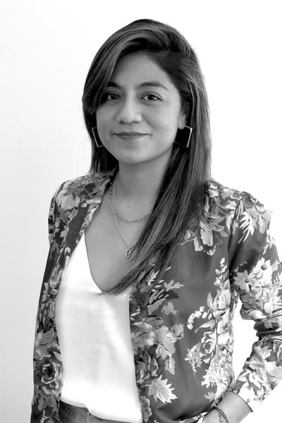 Zoar Flores